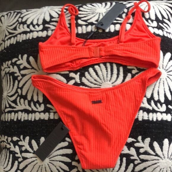 TRIANGL MACI - CHEEKY CANDY RIB NO BAG NEW WITH TAGS - Picture 3 of 3